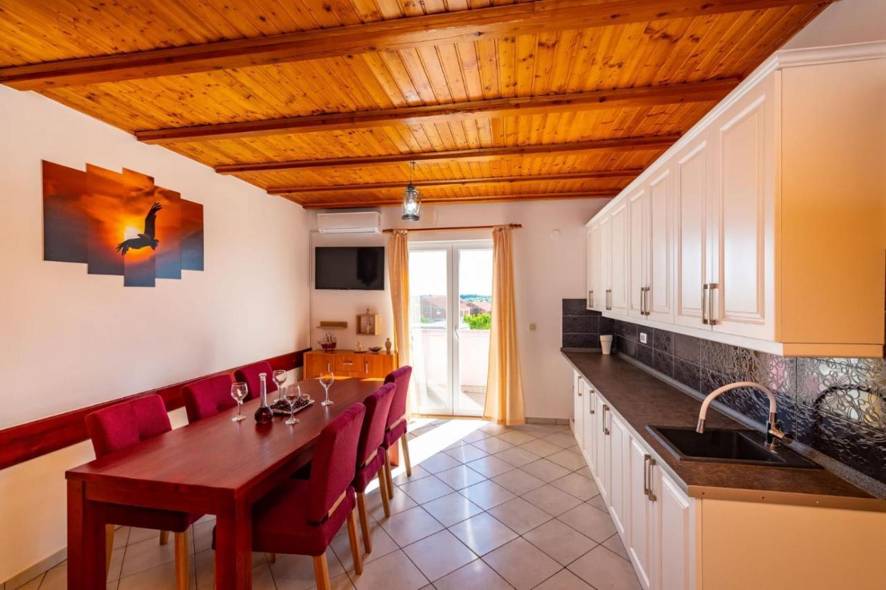 Villa Eagle Бенковац Экстерьер фото